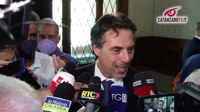 La Giunta Fiorita: vicesindaco, 8 assessori e 4 consulenti – VIDEO